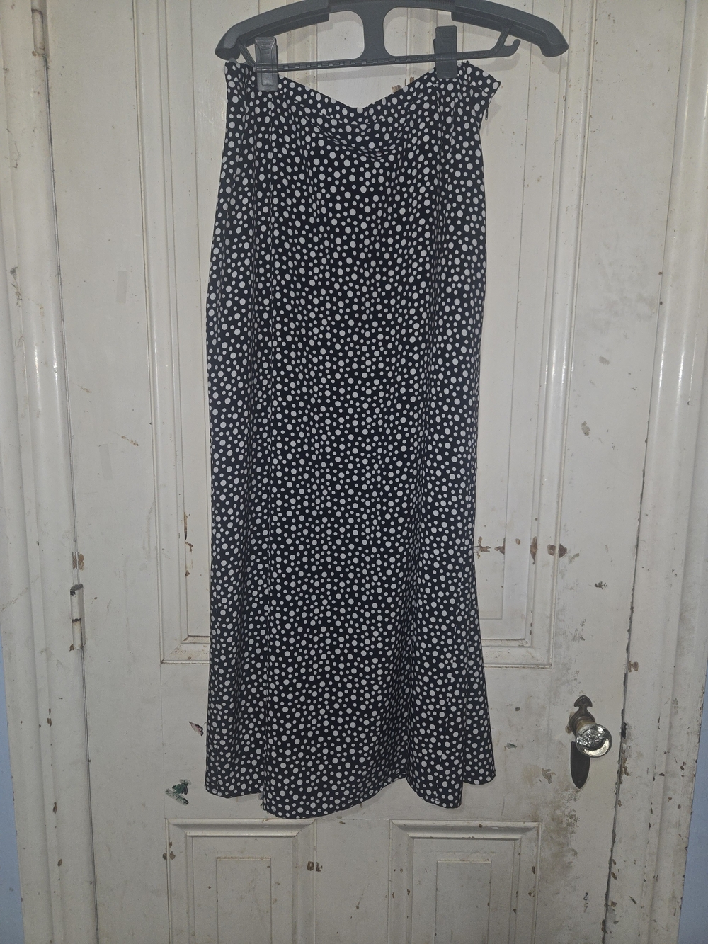Liz Claiborne Navy With White Polka Dot Long Skirt